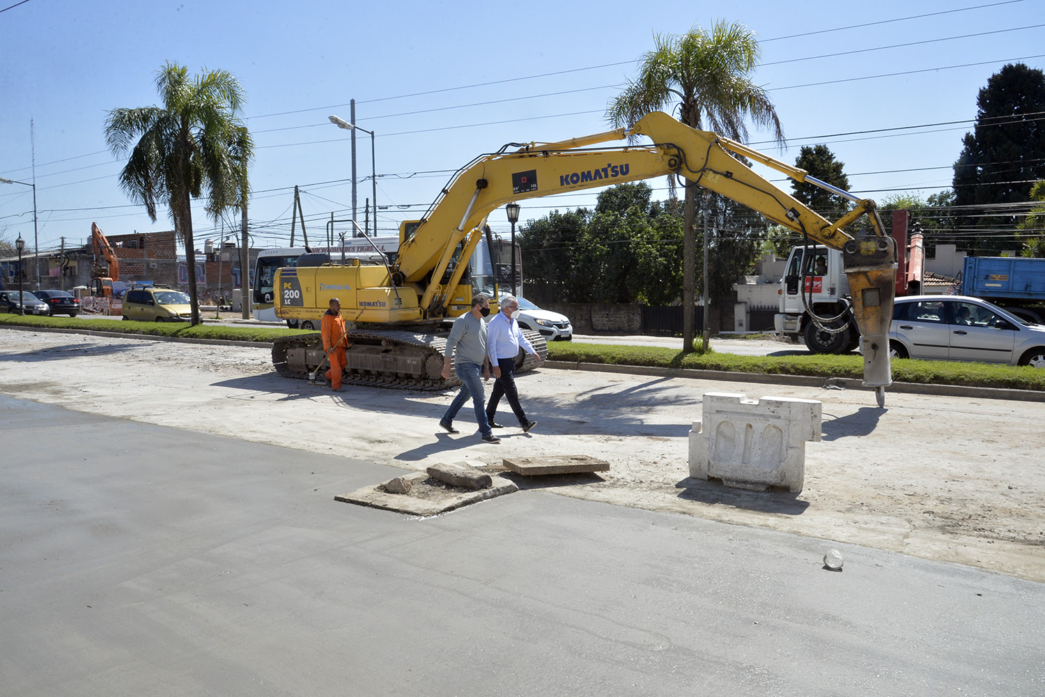 Julio Zamora monitoreó la remodelación integral sobre la Avenida de los Constituyentes