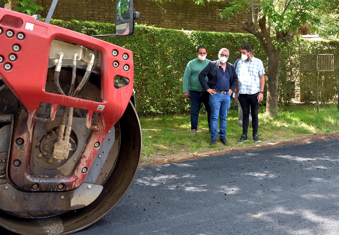 El Municipio de Tigre inició obras de asfalto en el barrio La Bota de Benavídez
