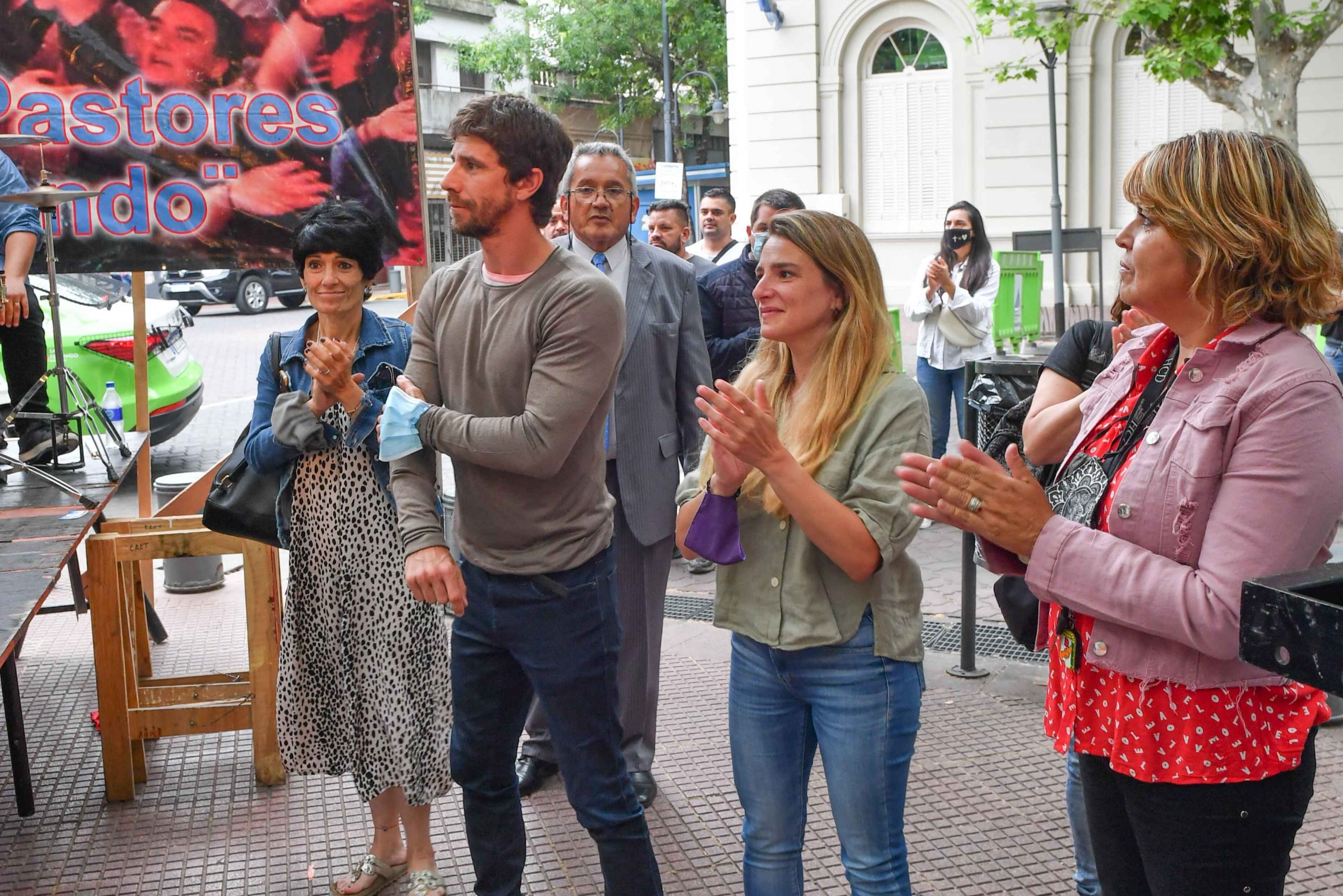 “San Fernando, Oramos por Vos” se realizó en la Plaza Mitre con la presencia del Intendente Juan Andreotti