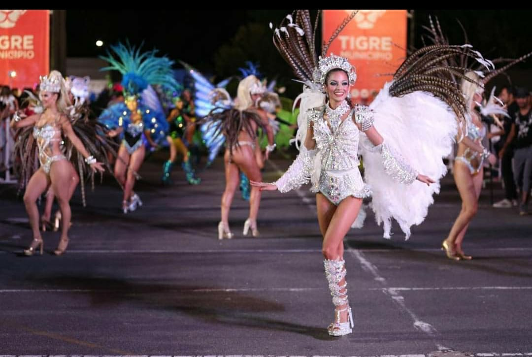 Benavídez palpita la segunda noche de los carnavales 2022 del Municipio de Tigre
