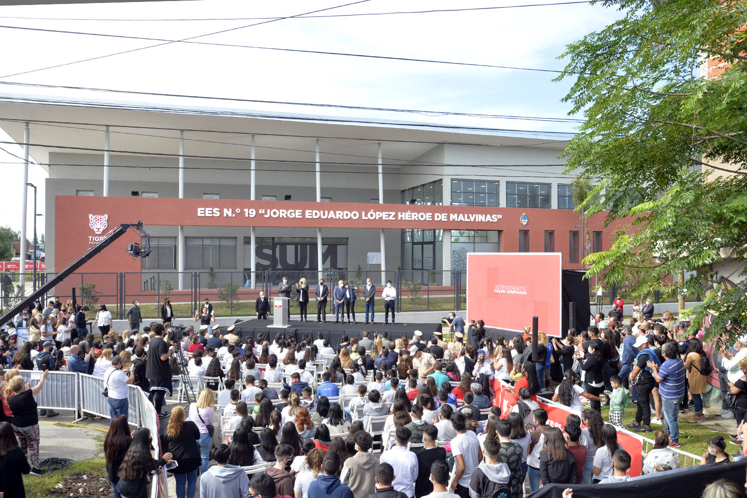 Julio Zamora inauguró el nuevo edificio de la Escuela Secundaria Nº19 en Troncos del Talar