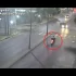 Don Torcuato: las cámaras del COT registraron un impactante accidente entre una moto y un auto